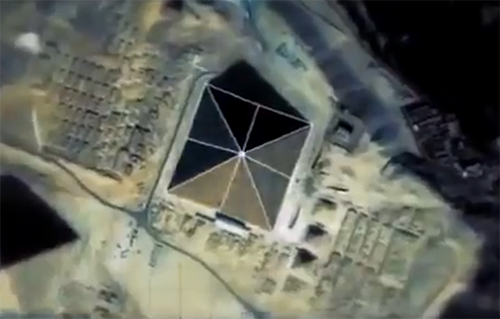 La révélation des pyramides le documentaire en carton